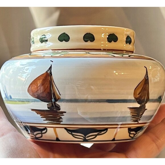 Art Nouveau Gouda Dutch Vase 4.5” D x 3” T Hand-Painted Zuid Holland Ceramic GUC - Picture 2 of 10